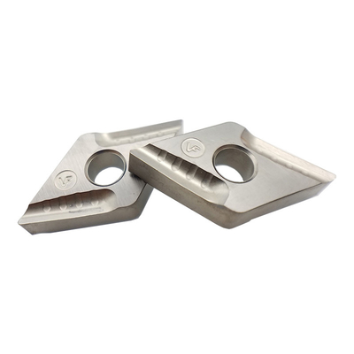 Inserções Indexable DNMG150408R-VF TN2 do cermet para o aço sem revestimento